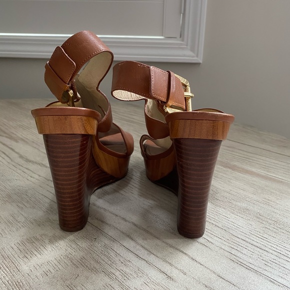Michael kors wooden wedge - Picture 5 of 6